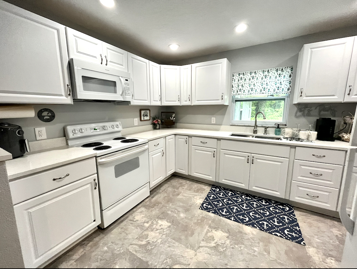 Updated Home on 3 lots Homosassa FLORIDA Revnest